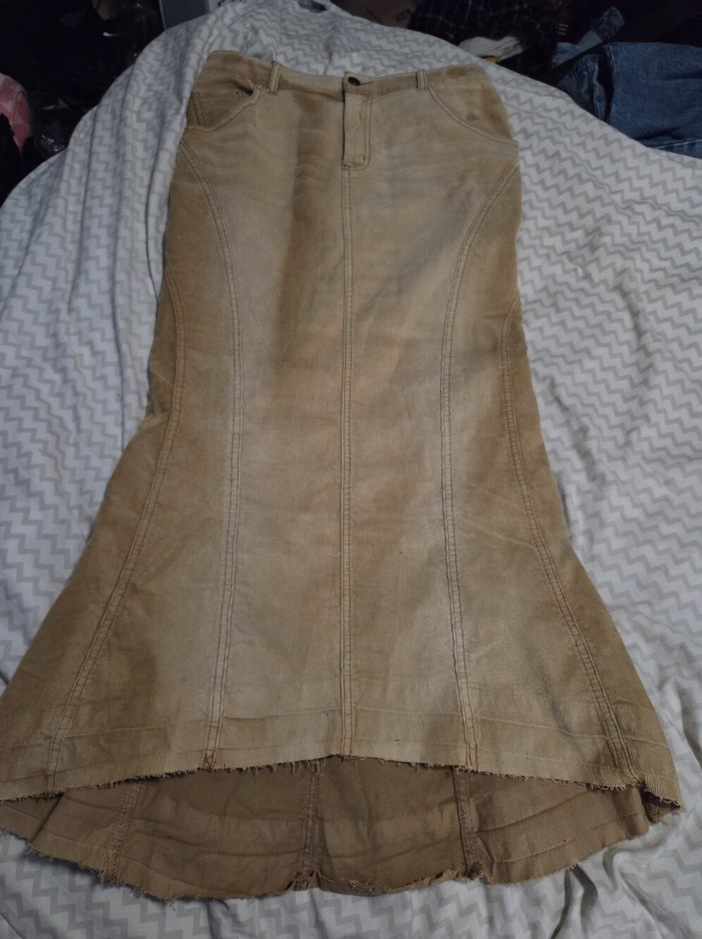 Y2K Urban Outfitters Two-Tone Tan High-Low Corduroy Maxi Skirt Size Small